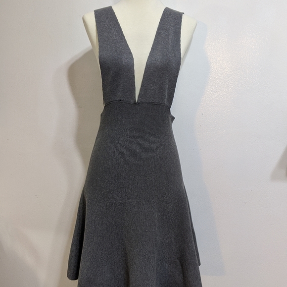 Super cute dress. - Picture 4 of 4